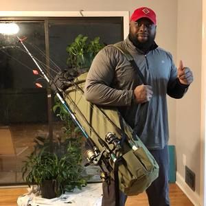 Meet your Posher, Dennis